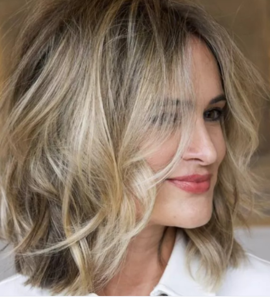 Effortless Everyday Collarbone Cut
