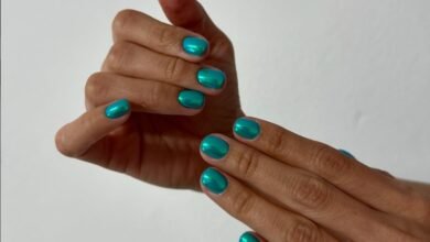 Aquamarine Pearl Manicure Ideas That Shine Like the Sea