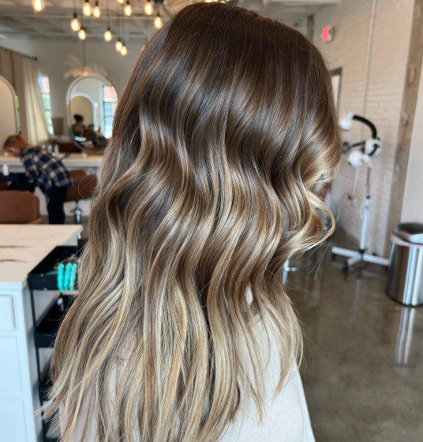 Caramel Melt Face-Framing Cut