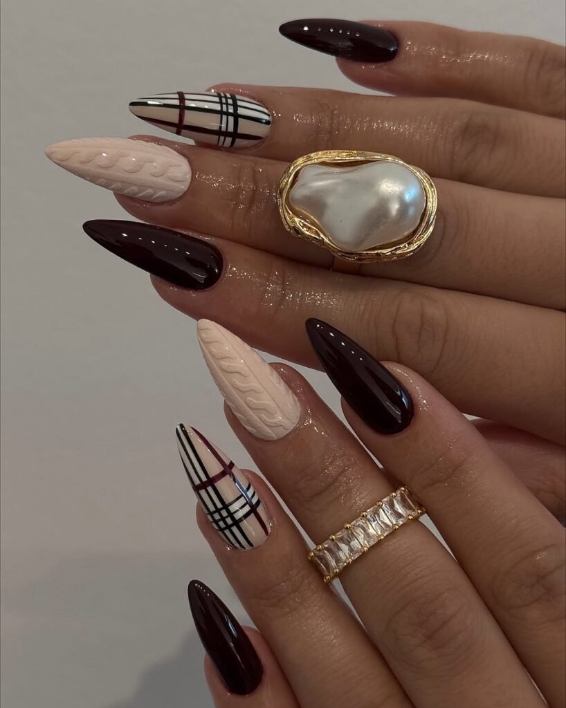 Cozy Knit Texture Nails