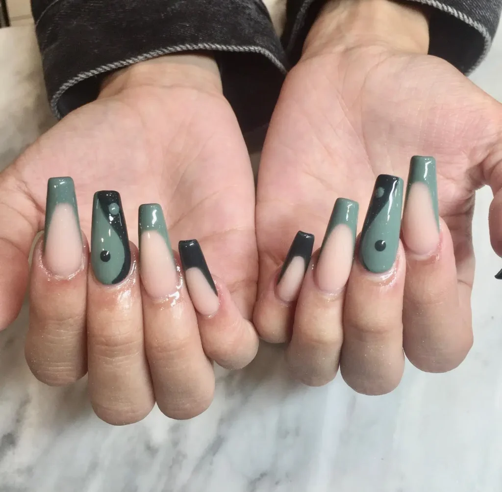 Dark Green Mixed Fall Nails