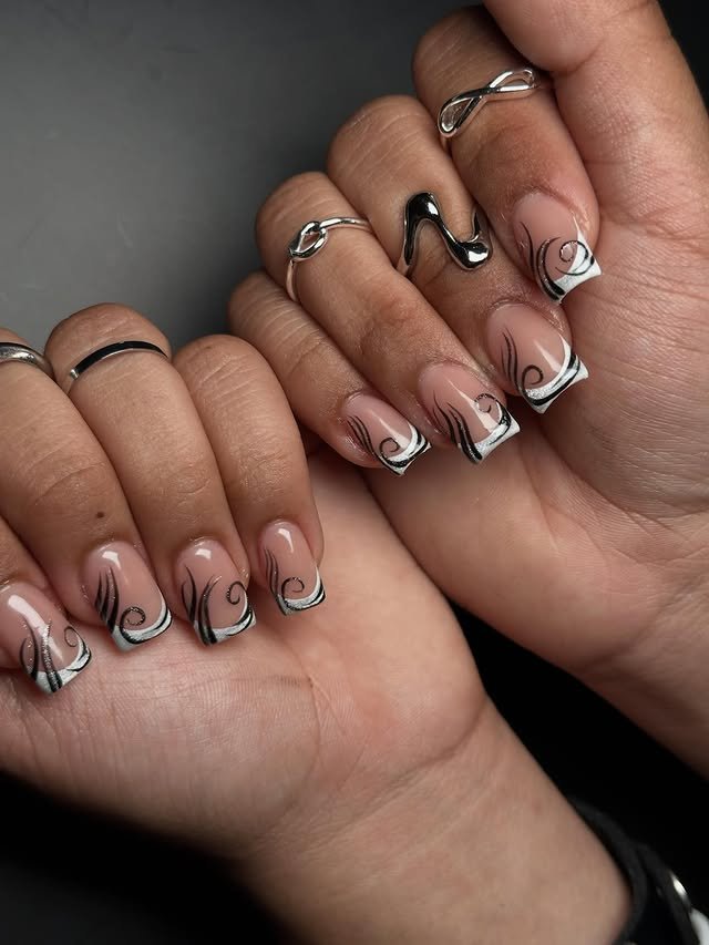 Deep Wine Swirl Tips
