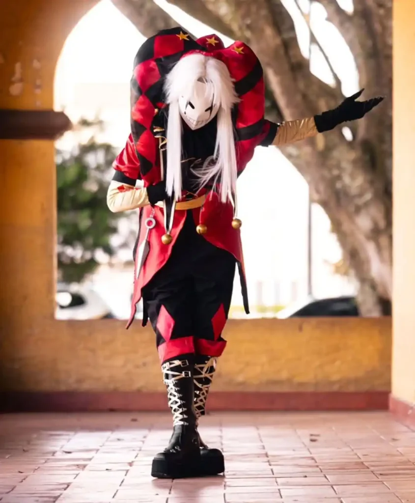 Freak Circus Pierrot