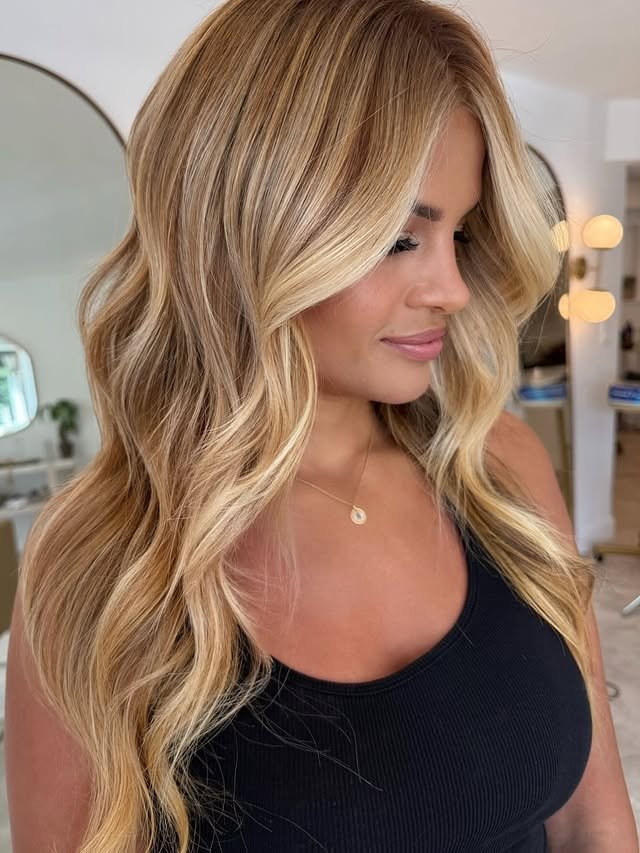 Golden Dimension Swoop Bangs