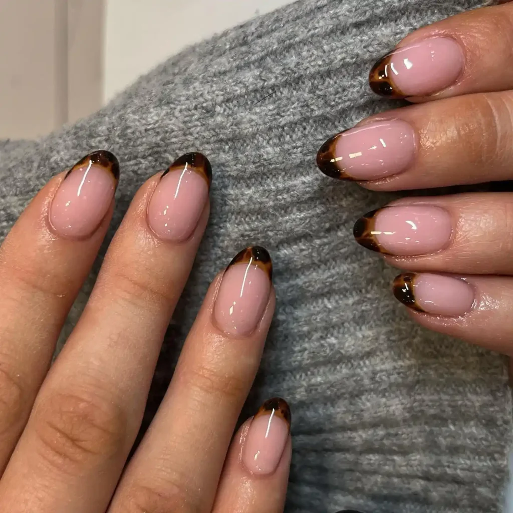 Mini Tortoiseshell French Tips
