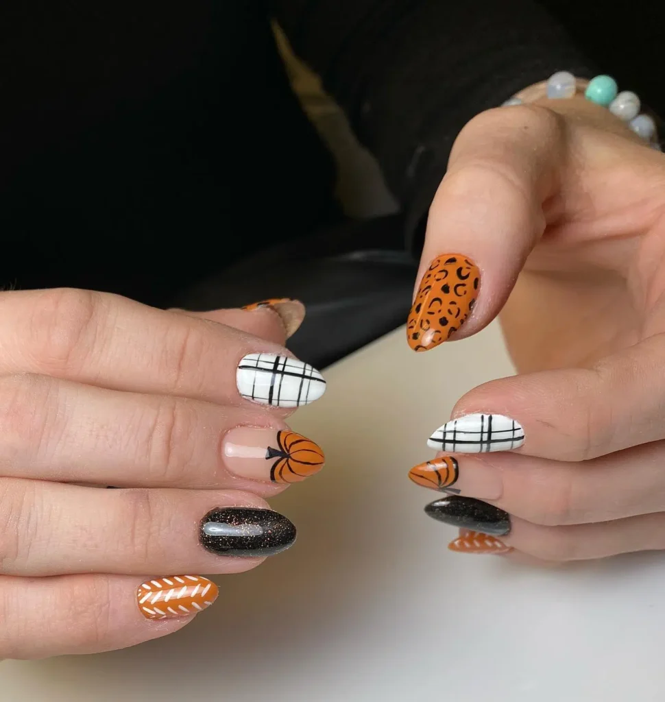 Fall Plaid Pumpkin Nails