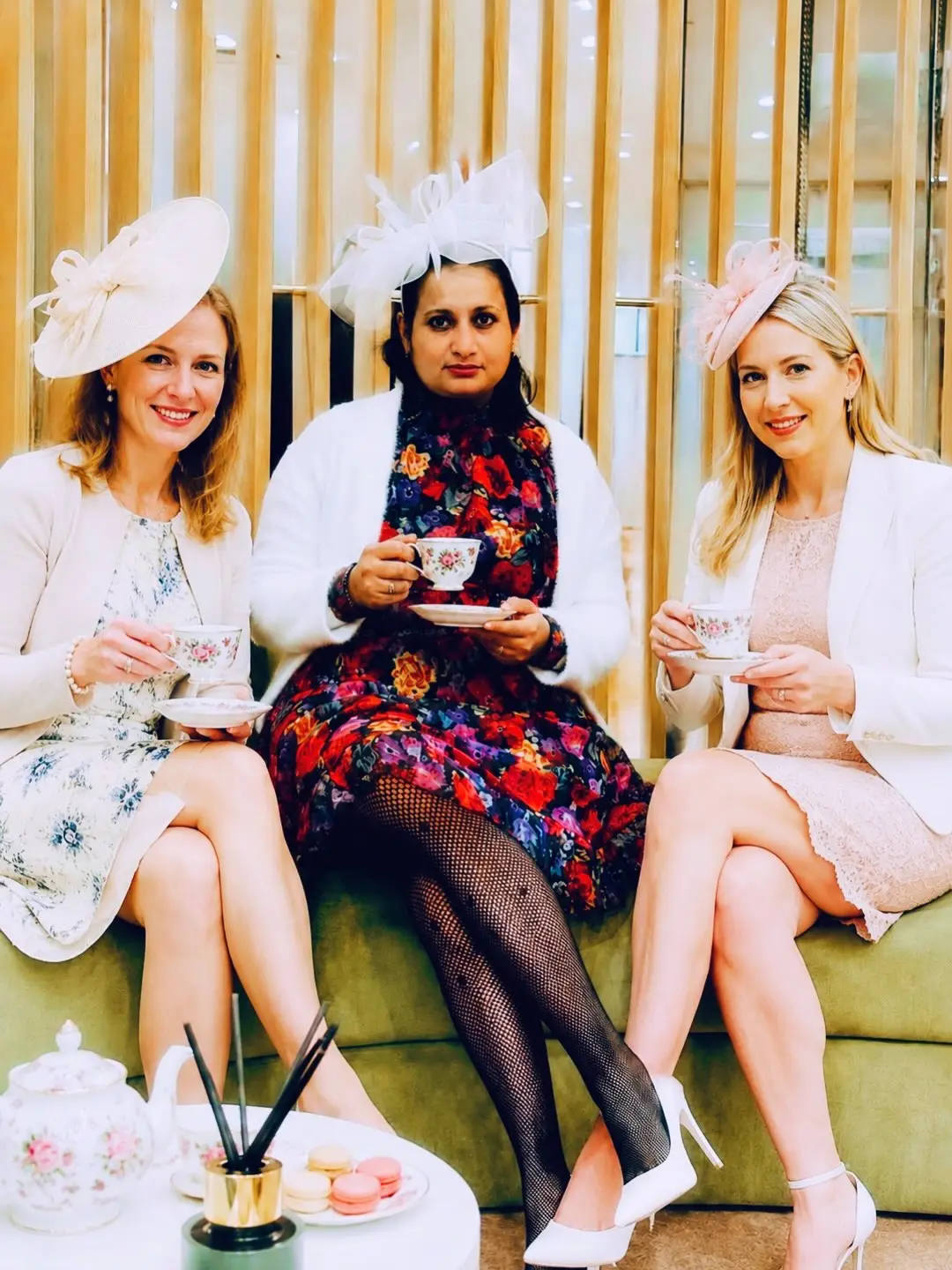 What to Wear to an Afternoon Tea Party: Stylish Looks for Every Setting